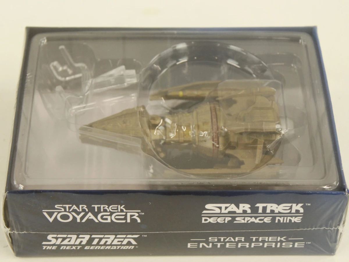 Star Trek Voyager & Enterprice DVD-box en Star Trek - Hirogen Hunter Warship Model