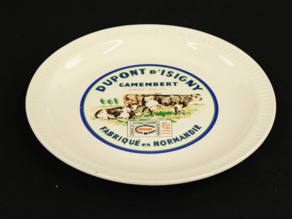 Set van 7 vintage Franse kaasbordjes