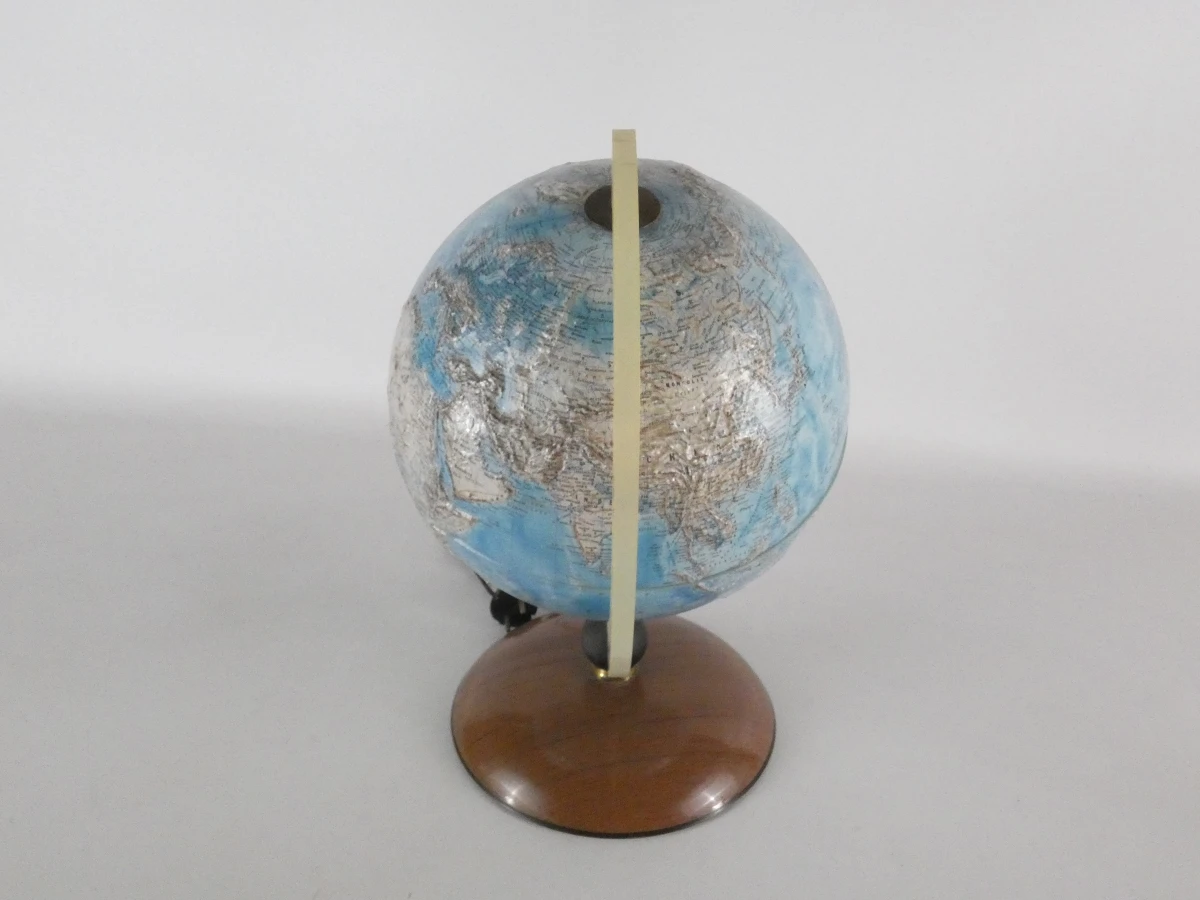 Verlichte wereldbol