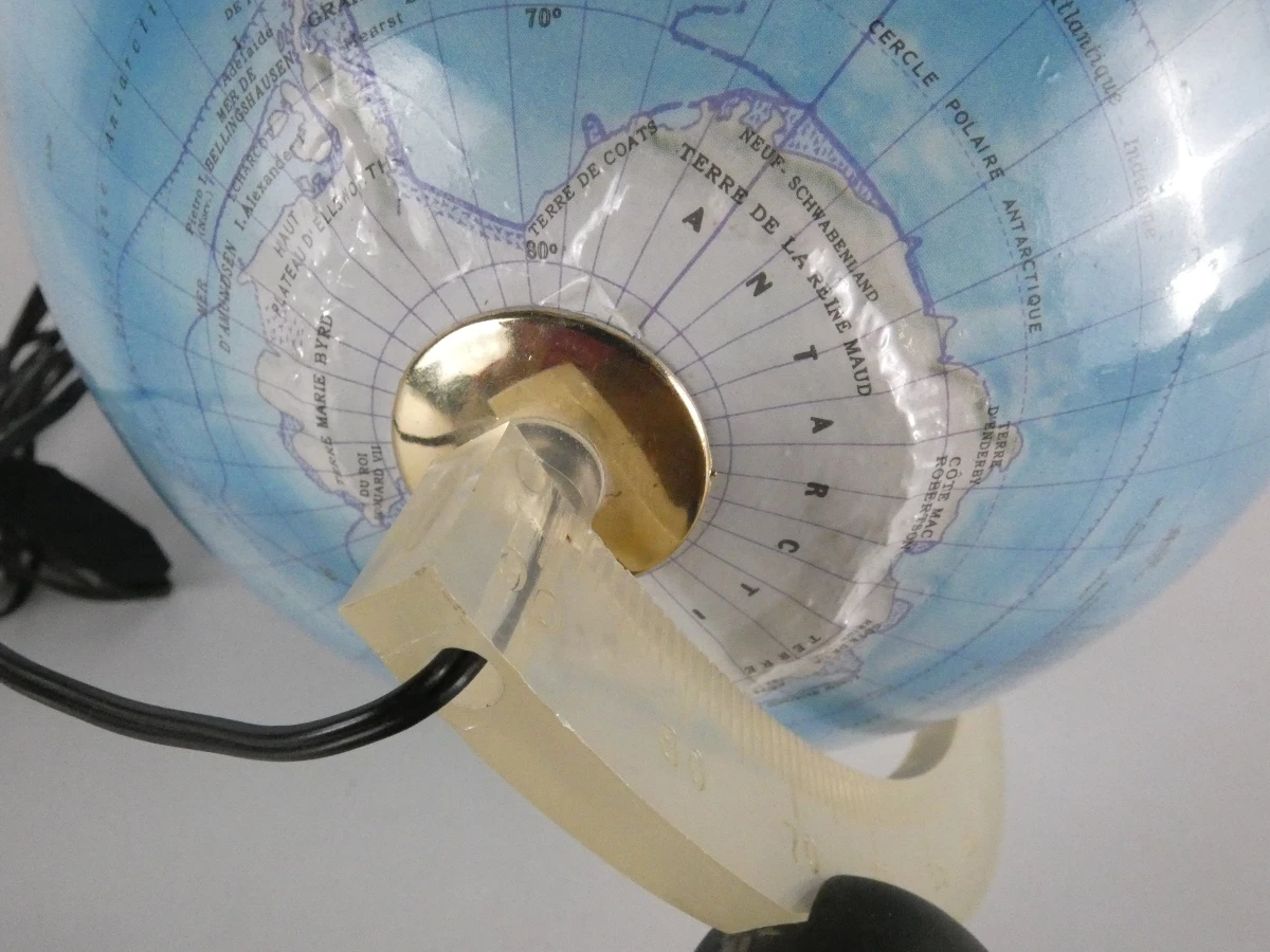 Verlichte wereldbol