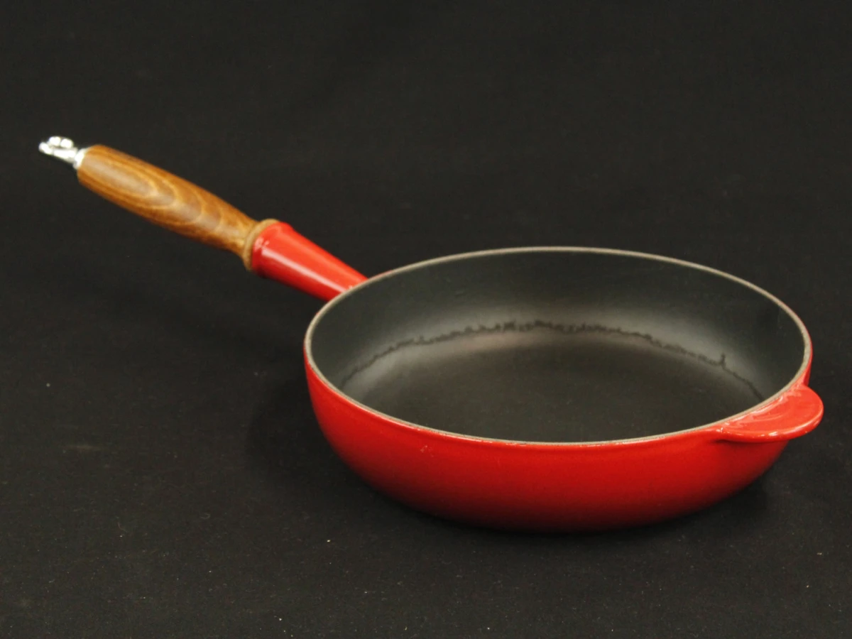 Set Le Creuset gietijzeren pannen en ovenschaal