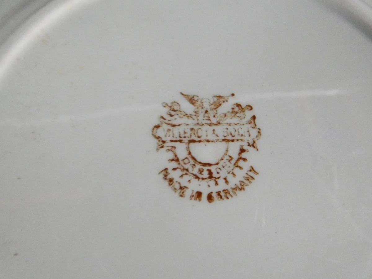 Vintage Boch La Louvière servies met blauw decor(57 stuks)