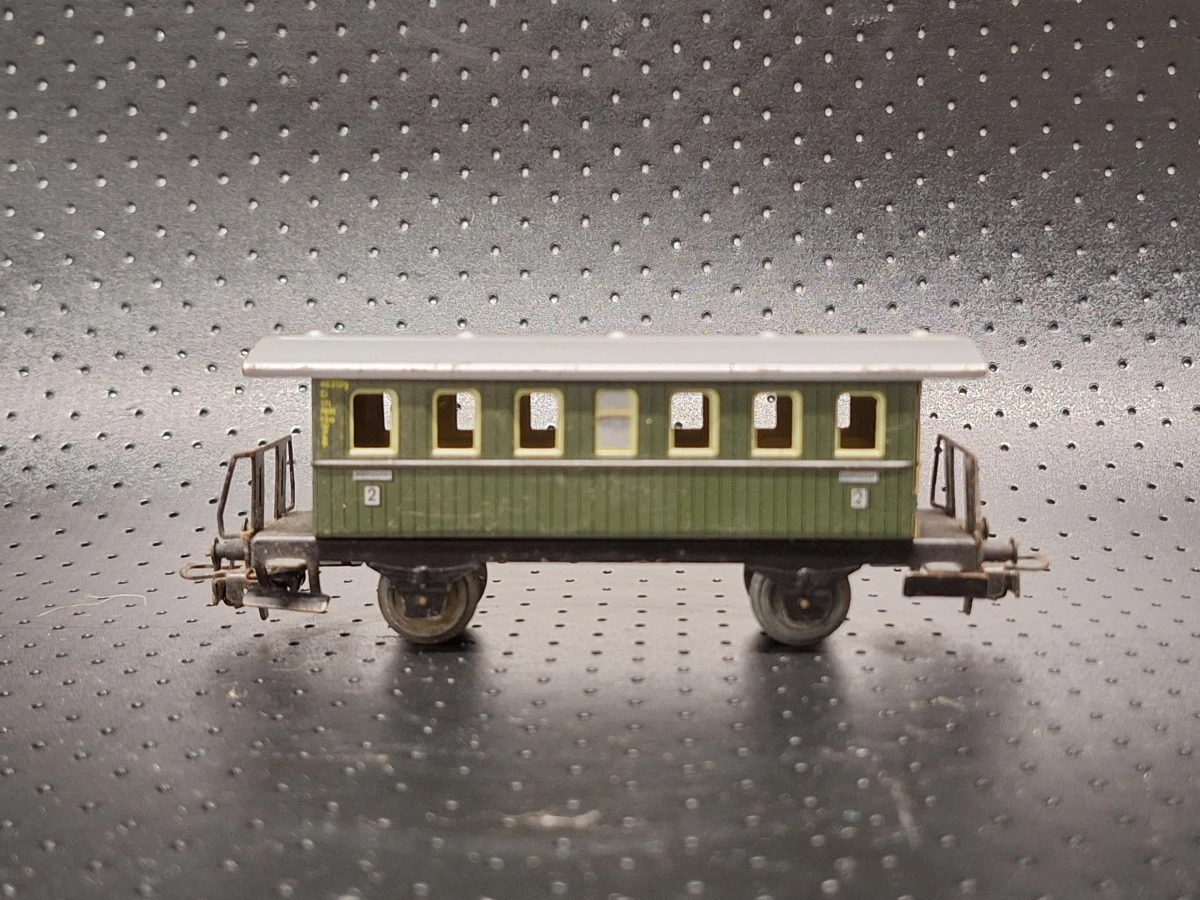 Uitgebreid Märklin H0 modeltreinlot - M-Rails, elektrische wissels, wagons en accessoires