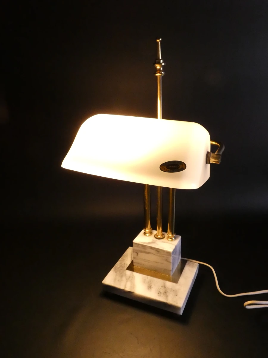 Vintage bureaulamp met marmeren voet en glazen kap