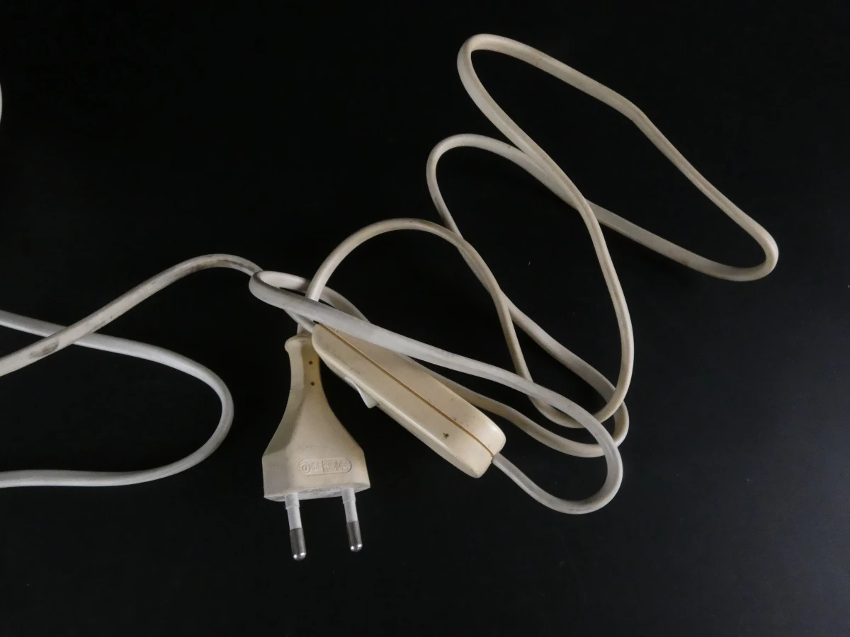Vintage bureaulamp met marmeren voet en glazen kap