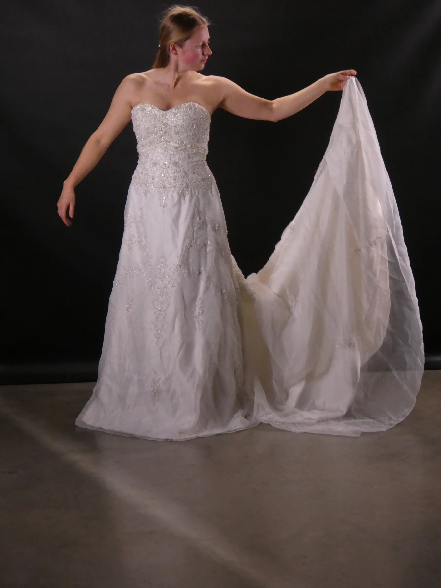 Miss Kelly Bruidsjurk - Strapless Sweetheart met kant, parels &amp; Sequins