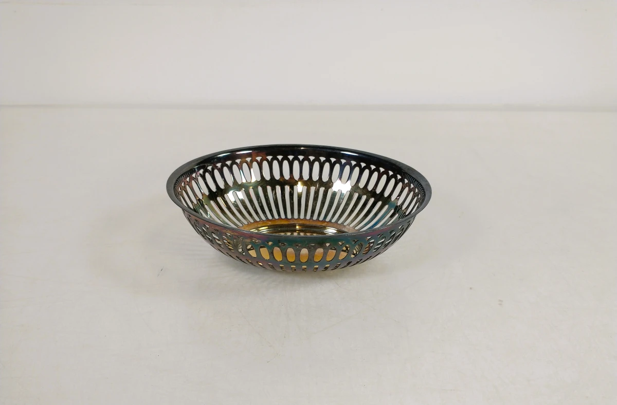 Antiek zilveren en verzilverd theeservies met schaal en accessoires - foto 10