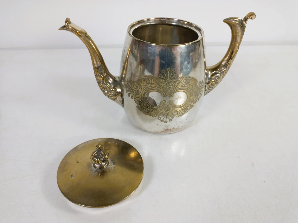 Antiek zilveren en verzilverd theeservies met schaal en accessoires - foto 5