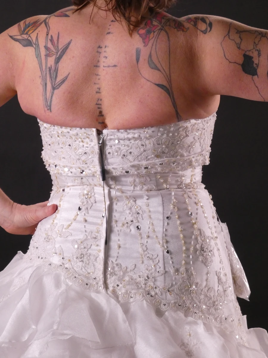 Kelly Star Bruidsjurk (Ball-Gown, Strapless, met Sleep) - nieuwstaat