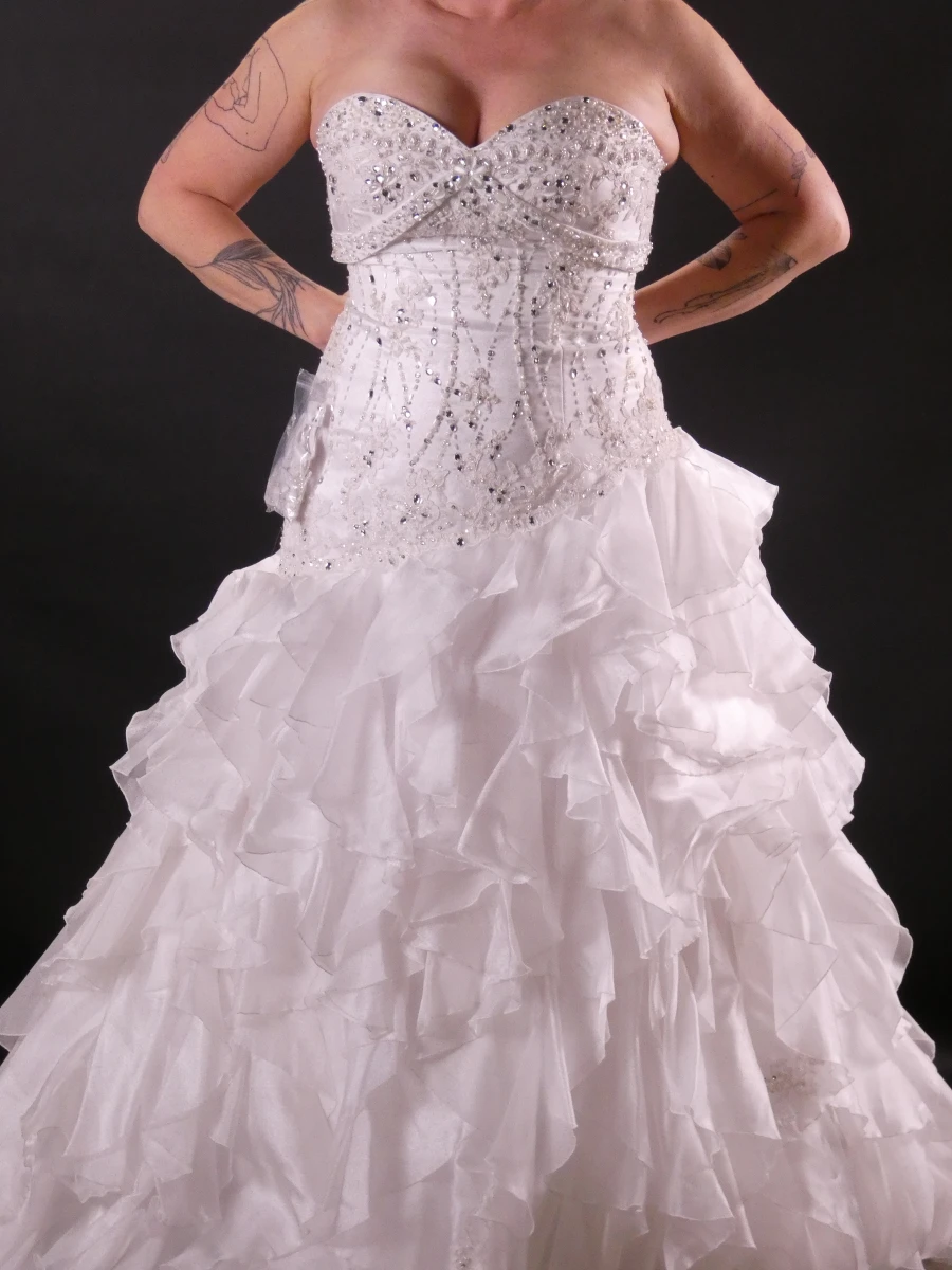 Kelly Star Bruidsjurk (Ball-Gown, Strapless, met Sleep) - nieuwstaat