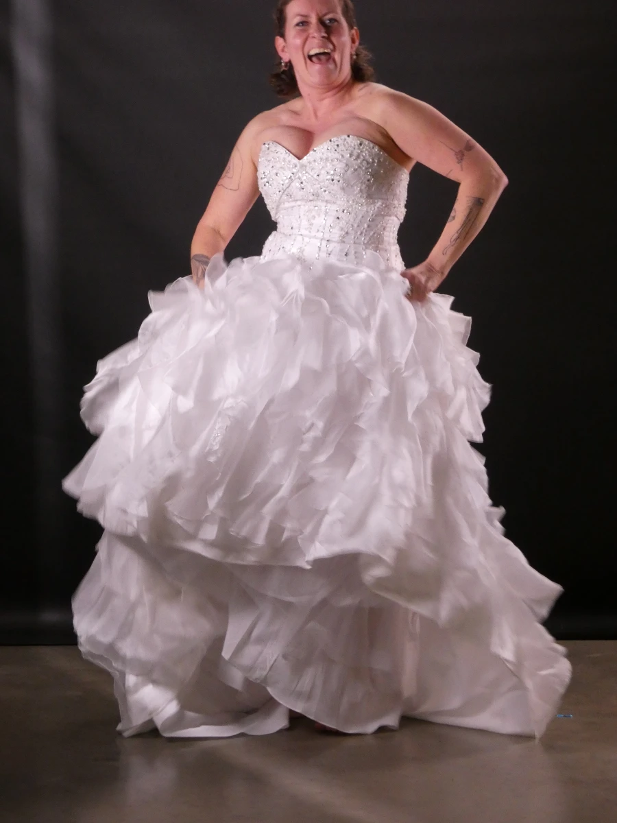 Kelly Star Bruidsjurk (Ball-Gown, Strapless, met Sleep) - nieuwstaat