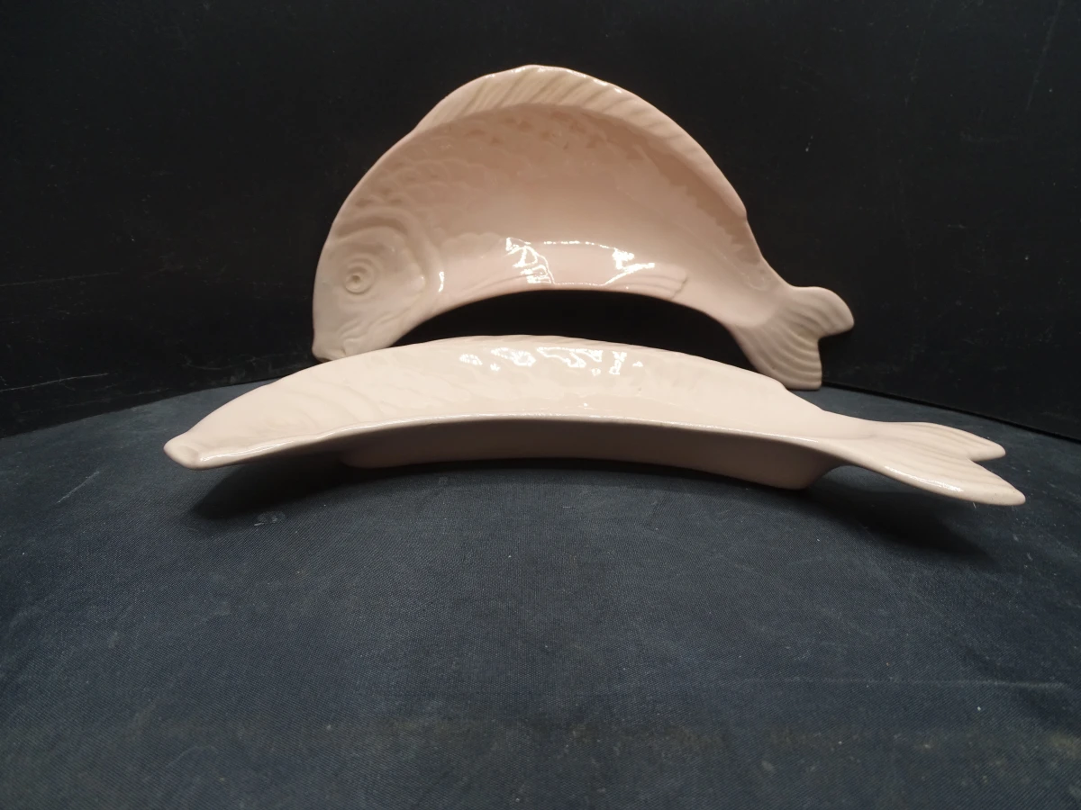 B & F vis servies
