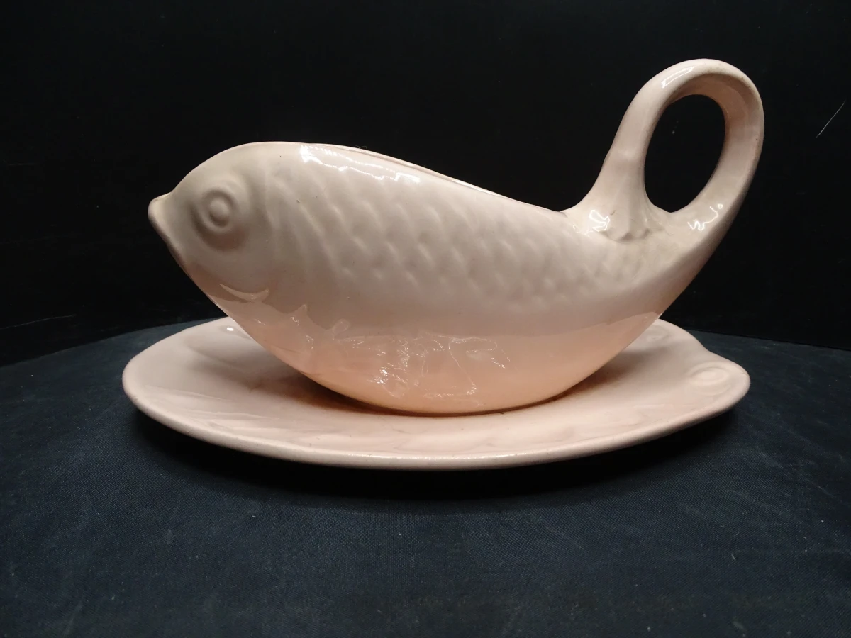 B & F vis servies