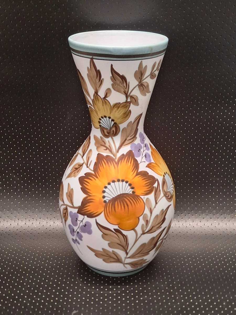 Sfeervolle vintage Plateelvaas – Plateel Gouda Holland handbeschilderd keramiek