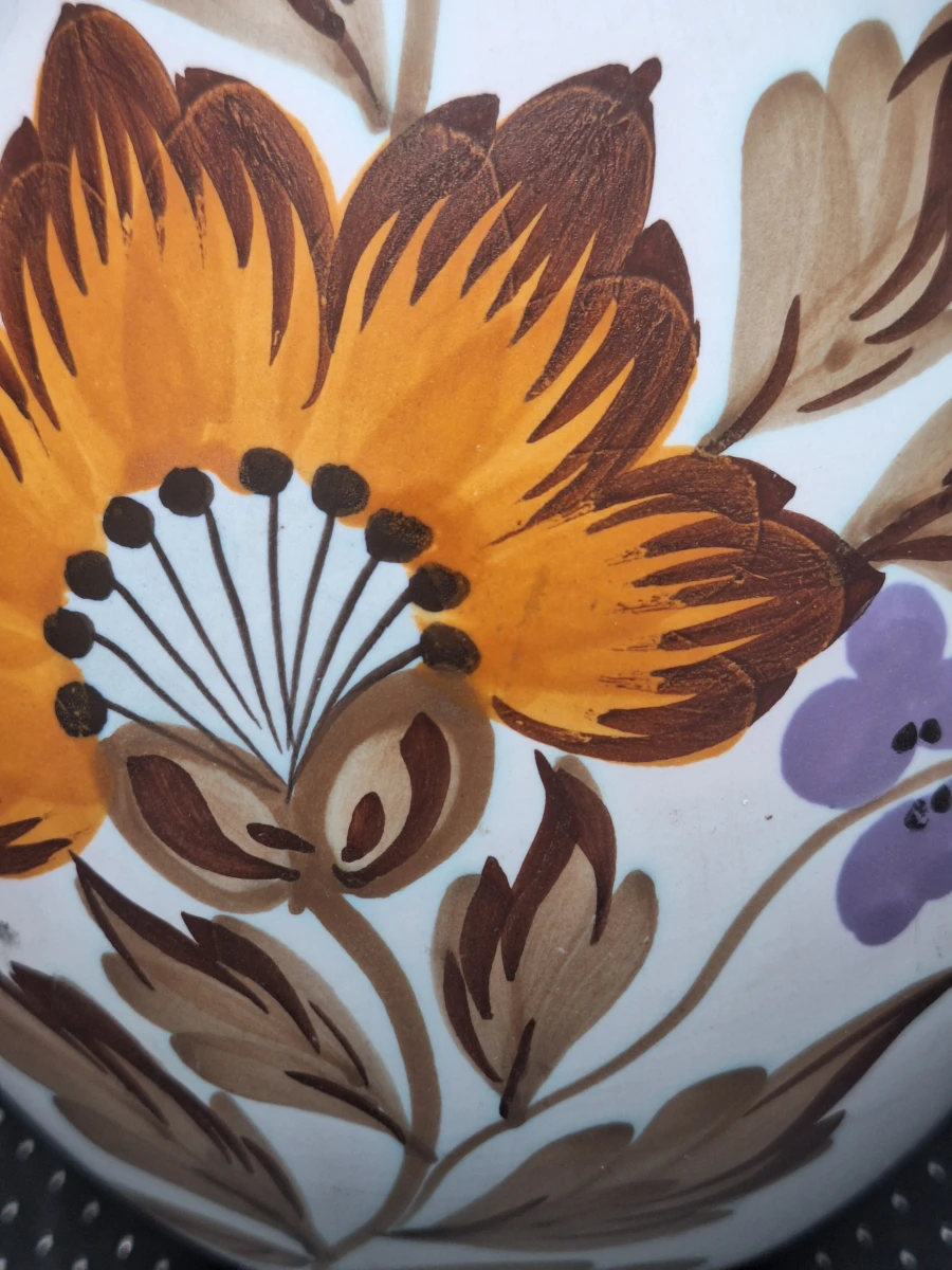 Sfeervolle vintage Plateelvaas – Plateel Gouda Holland handbeschilderd keramiek