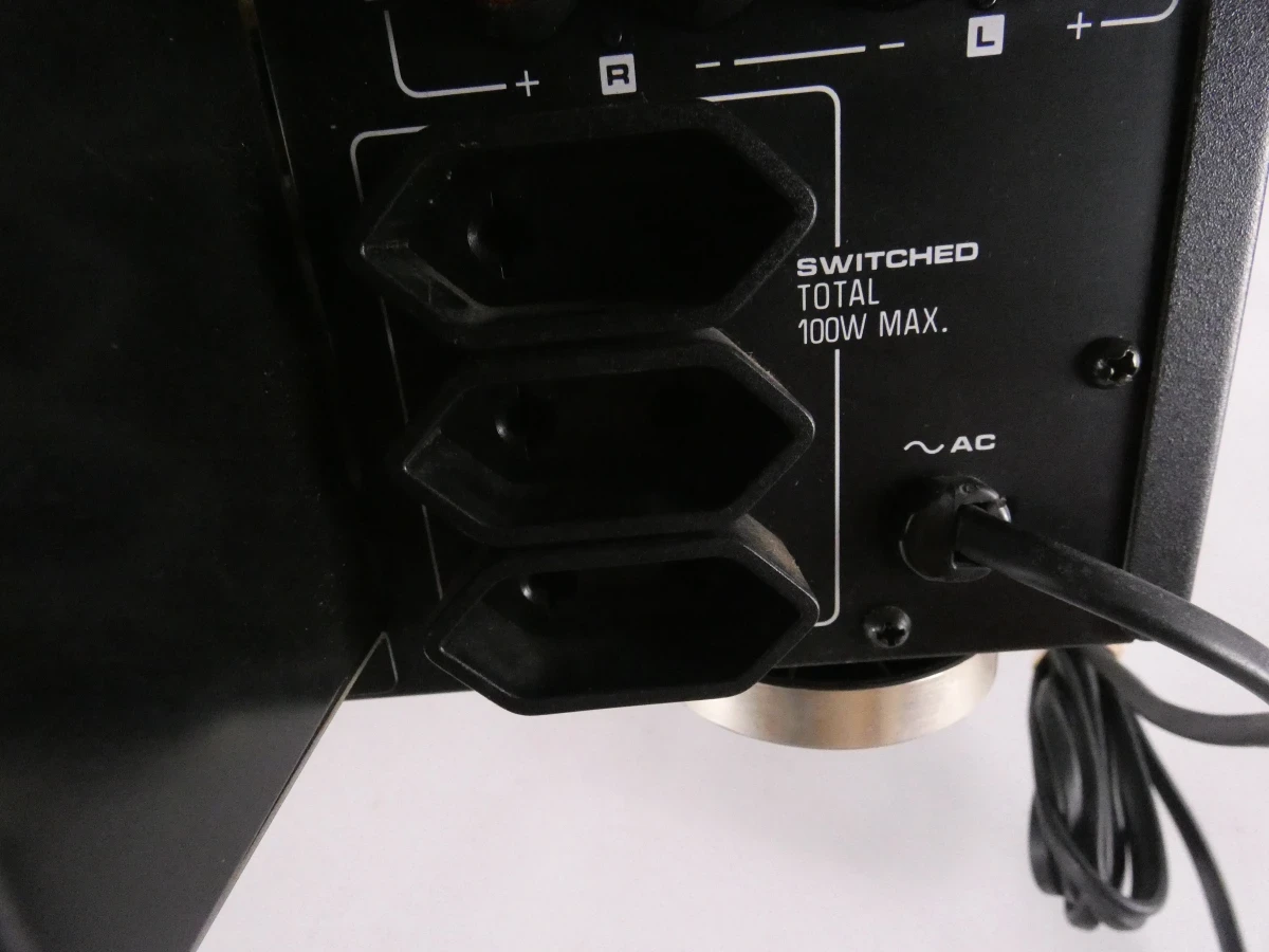 Fisher CA-915 Studio Standard Class A II geïntegreerde stereoversterker