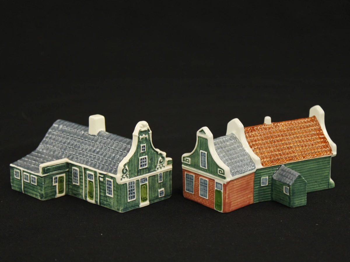4 Royal Goedewaagen Nederlandse keramische miniatuurhuisjes