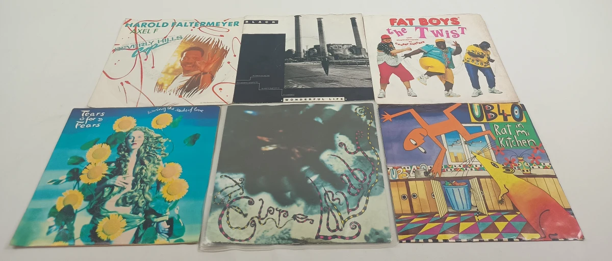 Lot van 27 vinylsingles – Jaren 80