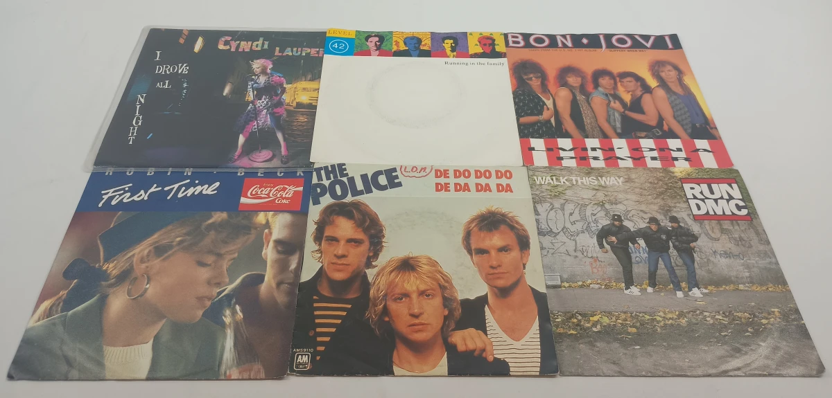 Lot van 27 vinylsingles – Jaren 80