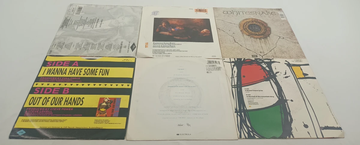 Lot van 27 vinylsingles – Jaren 80