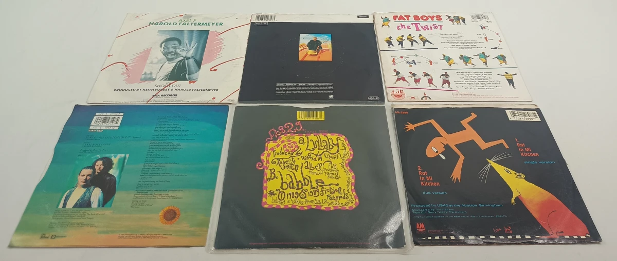 Lot van 27 vinylsingles – Jaren 80