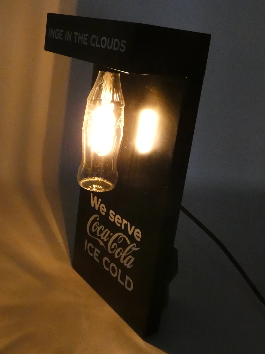 Vintage Coca-Cola wandlamp met flesvormige lamp