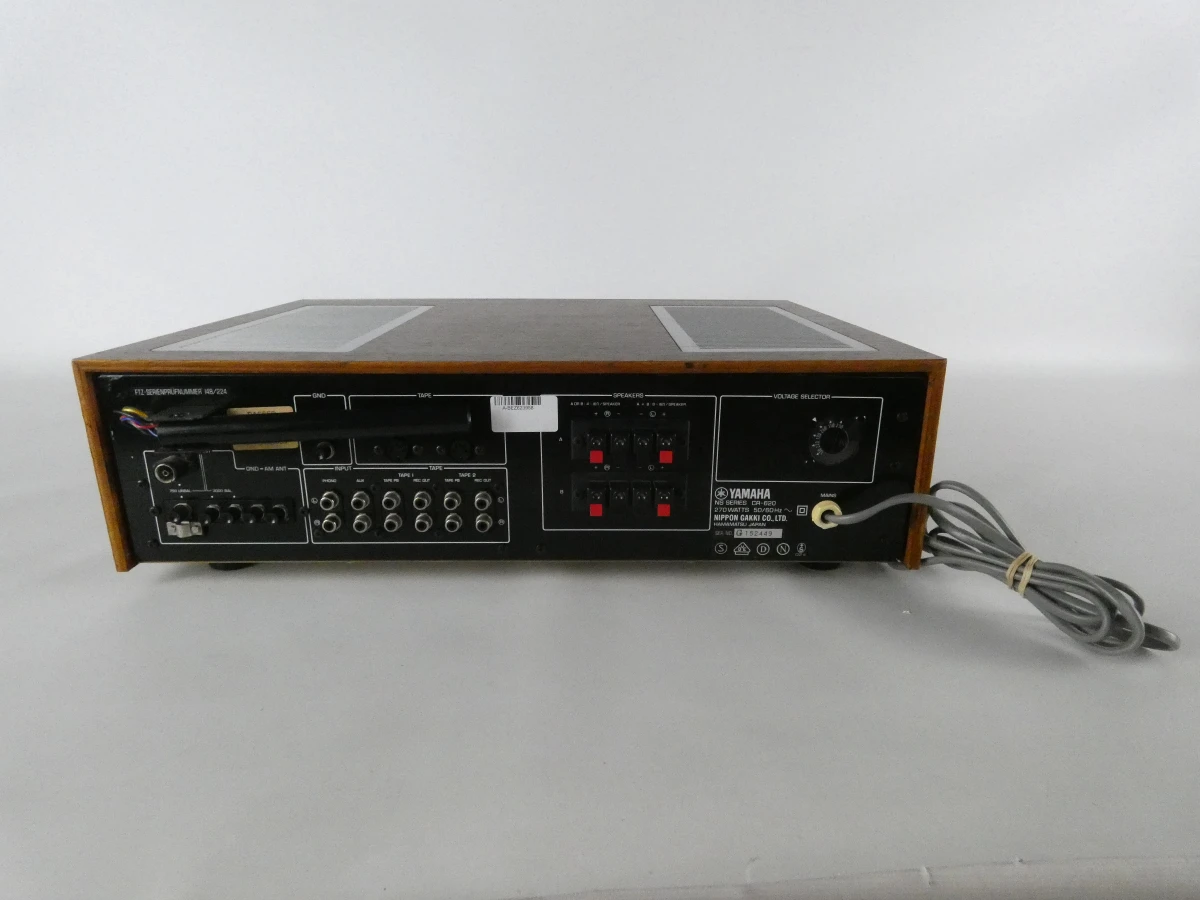 Yamaha CR-620 Stereo Receiver