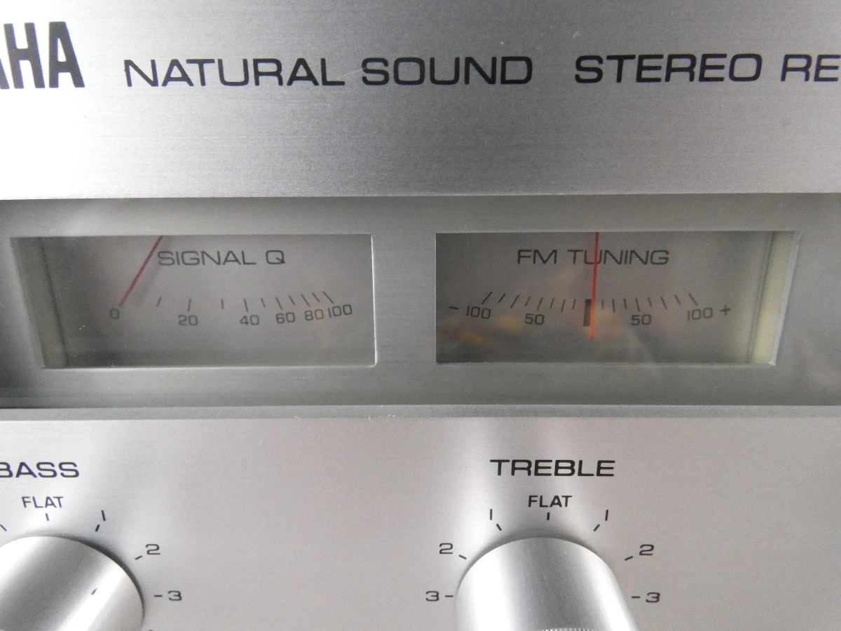 Yamaha CR-620 Stereo Receiver