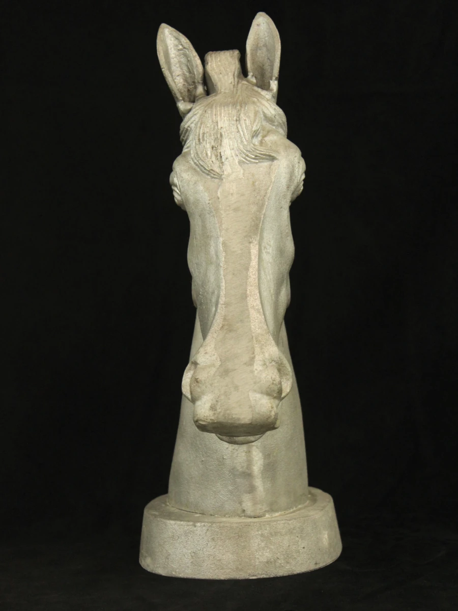 Decoratieve zilverkleurige buste in aluminium  van een paardenhoofd