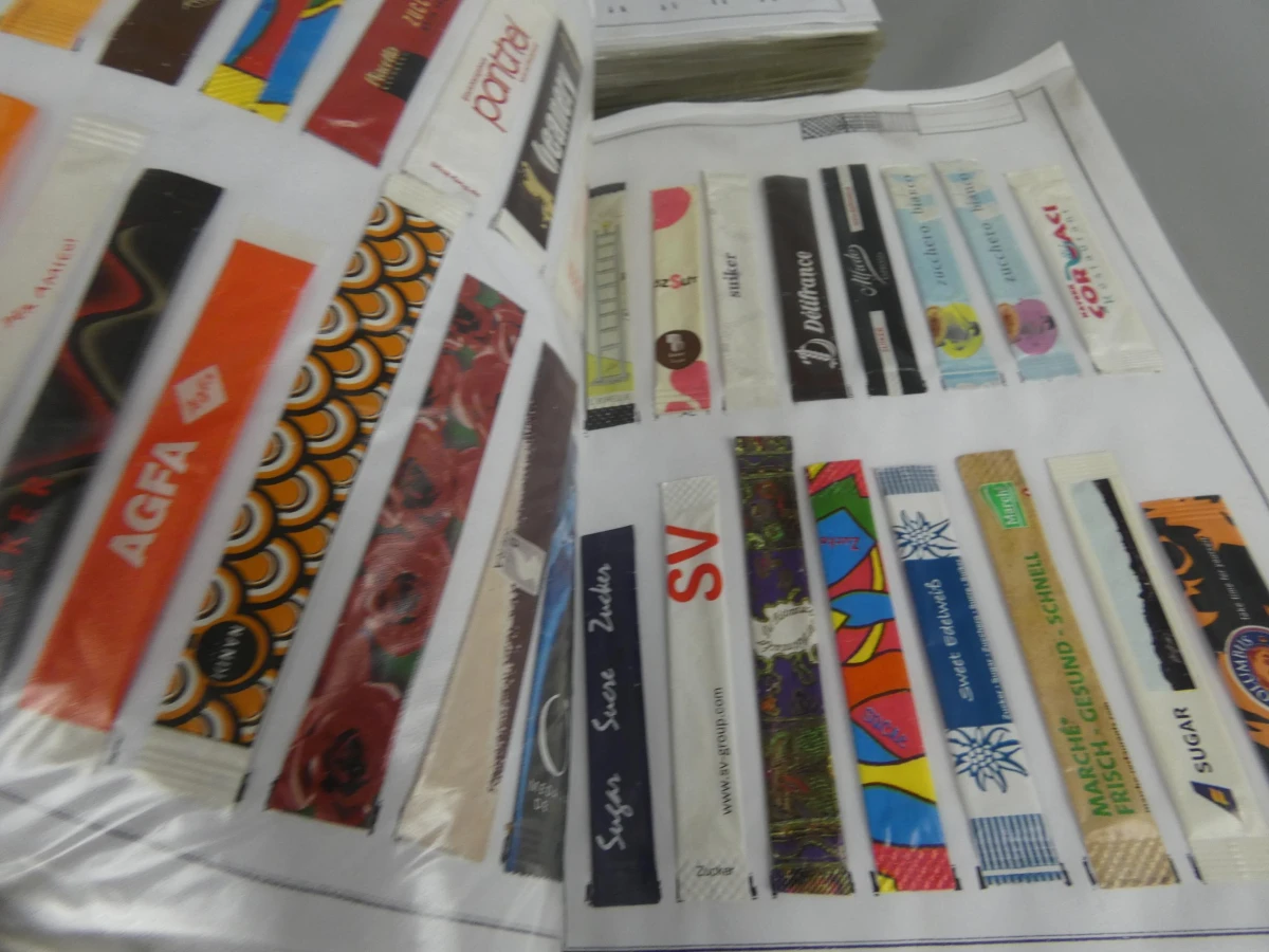 6 mappen met suikerbuisjes