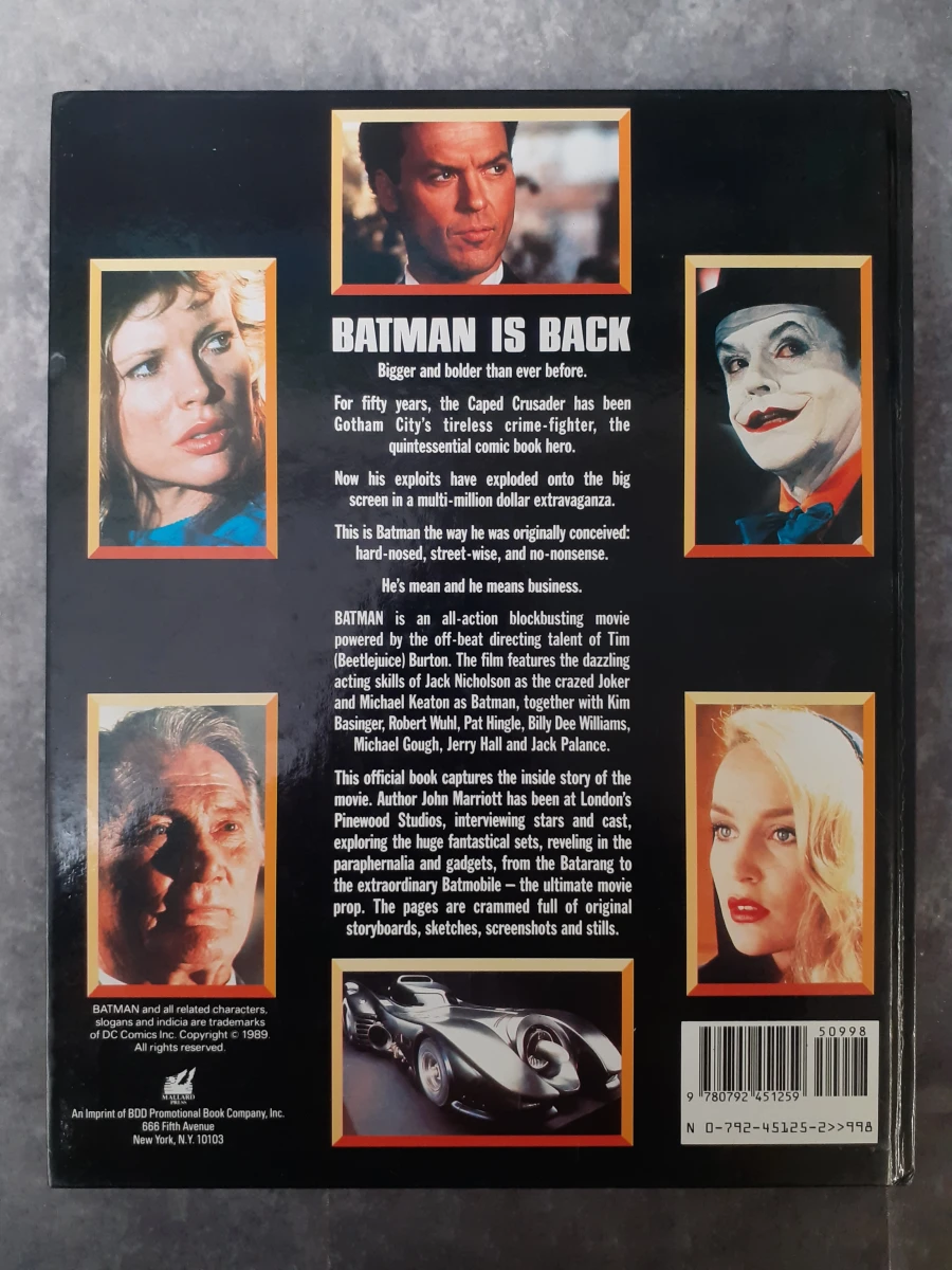 Boek: Batman: The Official Book of the Movie - foto 8
