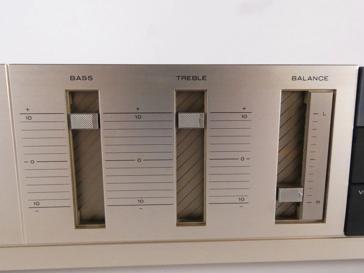 Marantz PM340 Stereo Amplifier