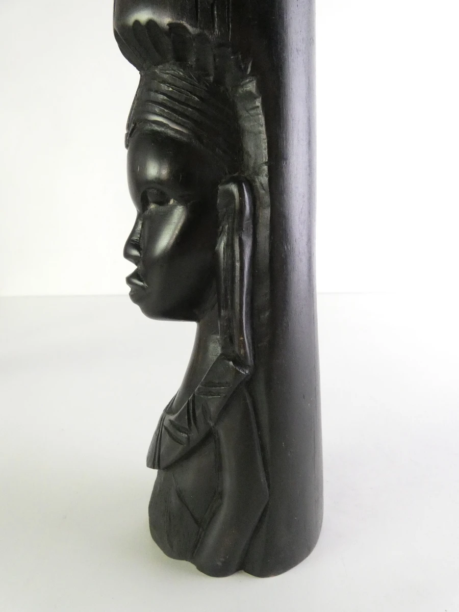 Handgesneden ebbenhouten Afrikaanse vrouwensculptuuren