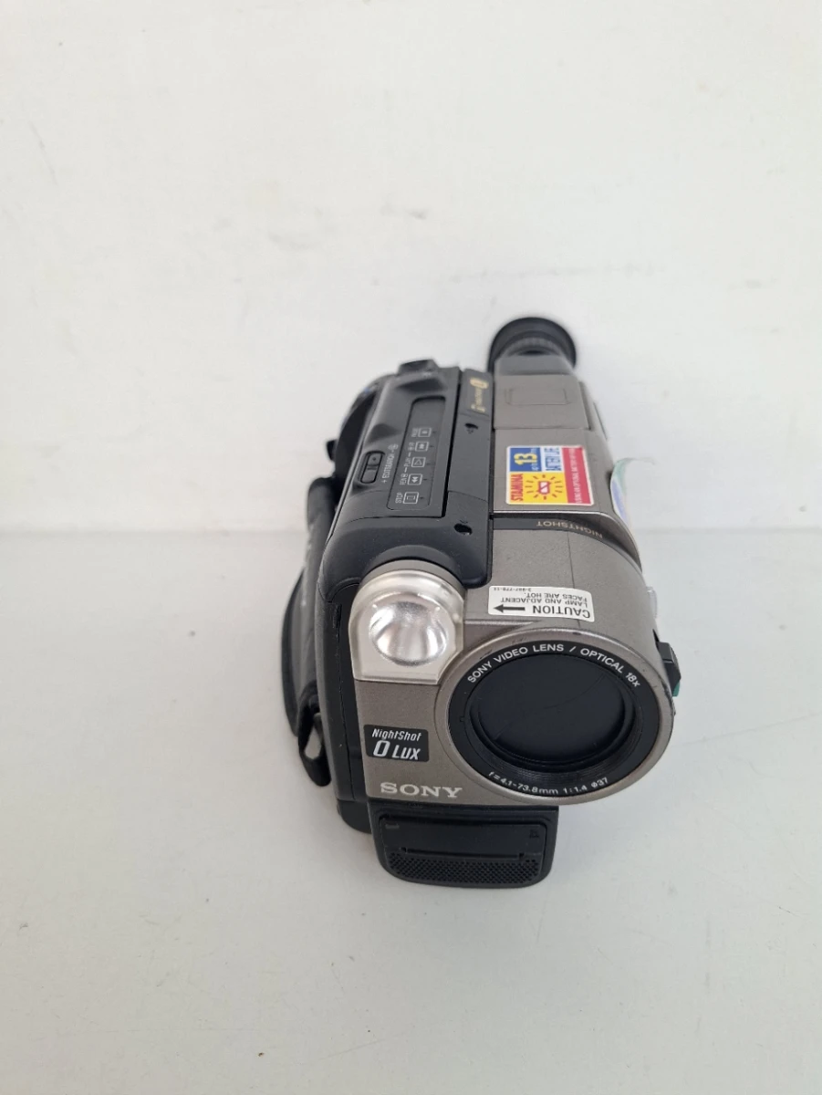 📹  Vintage Sony Handycam CCD-TR515E (Video Hi8) Set  📹