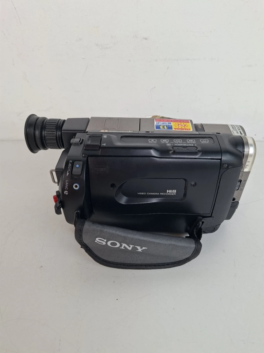 📹  Vintage Sony Handycam CCD-TR515E (Video Hi8) Set  📹