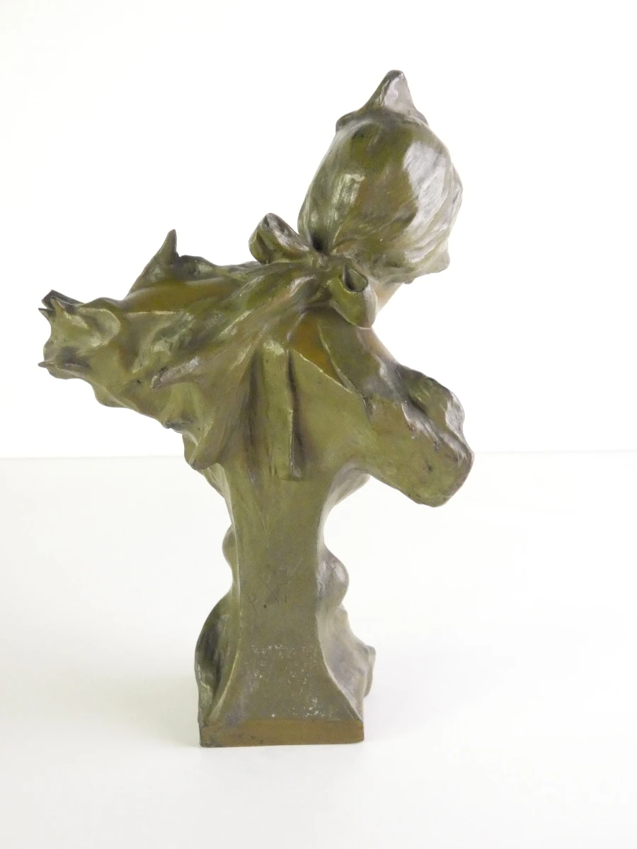 Bronzen Art Nouveau Vrouwenbeeld – Gesigneerd (P. Rigual)