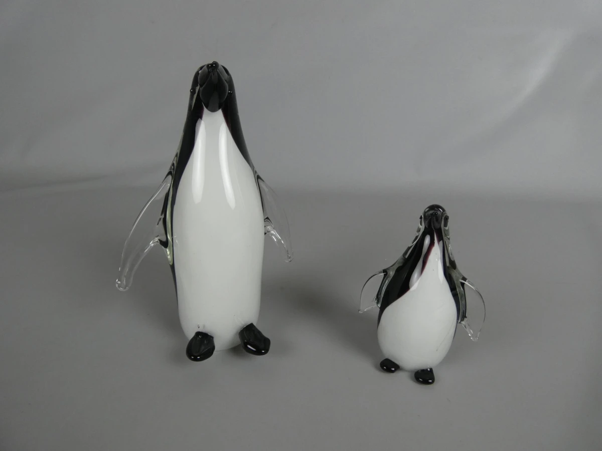 Set van twee glazen pinguïns