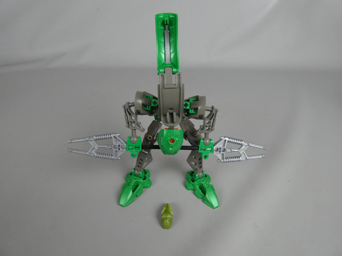 Set van drie LEGO Bionicle Rahkshi: Kurahk, Lerahk en Turahk