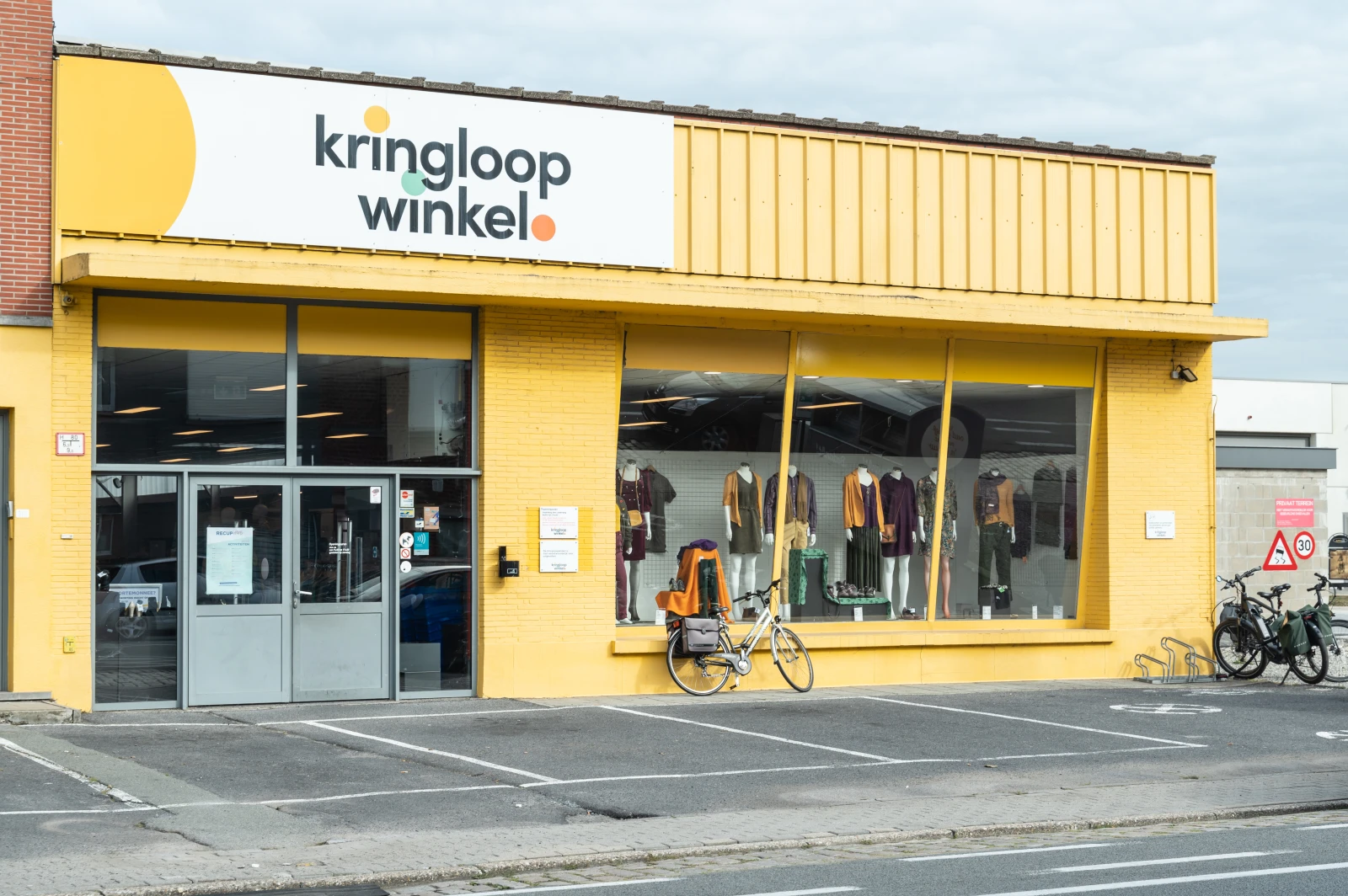 Kringwinkel Wevelgem Posthoorn